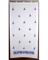 cortina de loneta "flores en azul". bordados elaborados 100% a mano