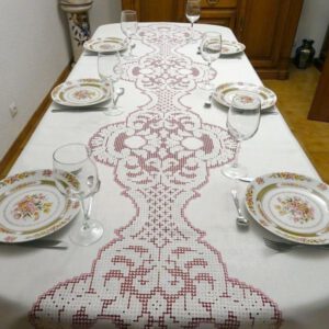 Mantel deshilado Mulet. Bordado a mano Lagartera