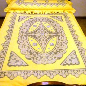Colcha deshilada de los "Centros y bandejas". Tradición artesana de Lagartera